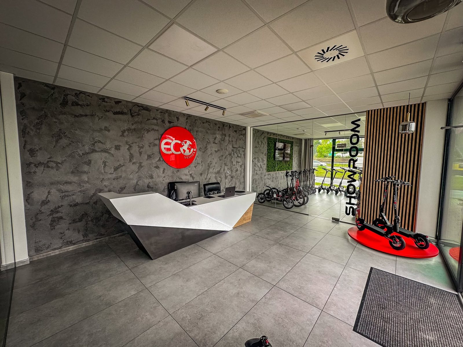 Showroom elektrokoloběžek SERVIS ZONE a Eco Vehicle v Ostravě